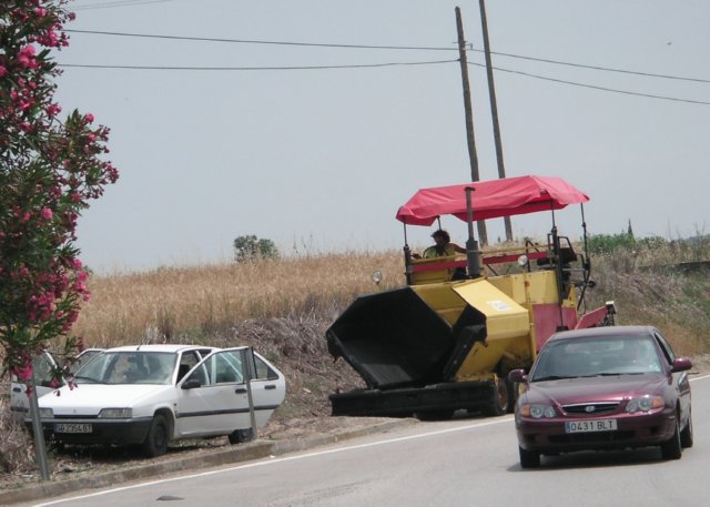 OBRA CARRETERA 01  MERCANCIAS ESPECIALES CONVOY